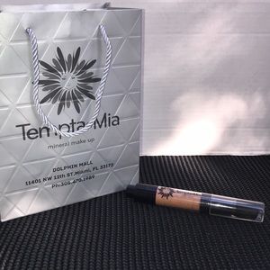 🆕Tempta Mia Mineral Powder Brush (Dark)